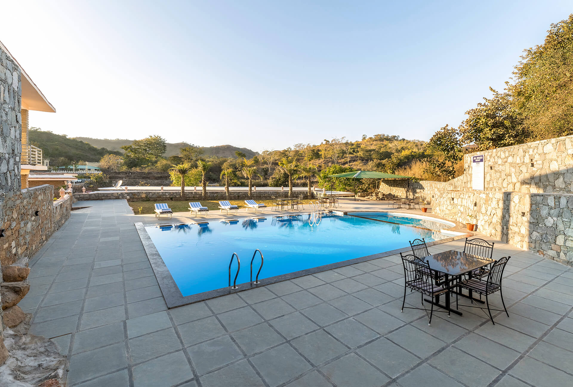 Swimming Pool with Pool Deck